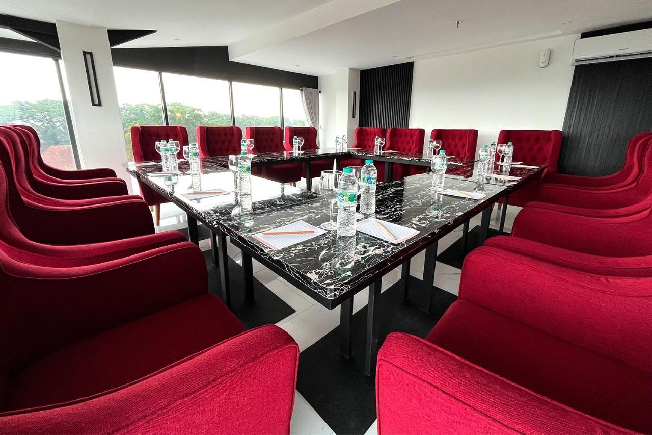 Moritz Smart Bandung Hotell Exteriör bild